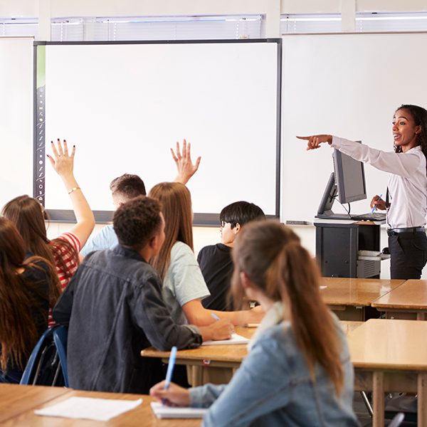 Do interactive whiteboards increase student engagement?
